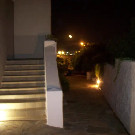 Bay Aparthotel 2*